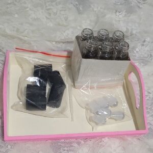 Black and White Roller Bottle Set